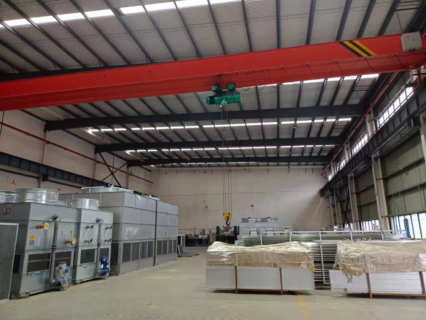 閉式冷卻塔噪聲控制 <a href=http://www.clyxwz.com/product/bishi/ target=_blank class=infotextkey>閉式冷卻塔</a>噪聲控制