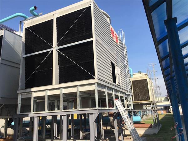 <a href=http://www.clyxwz.com target=_blank class=infotextkey>冷卻塔降噪</a>治理